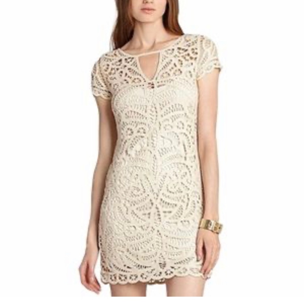 BCBG Lalinda SM Crochet Dress / Pool Cover up Beach Cover up - Picture 1 of 4